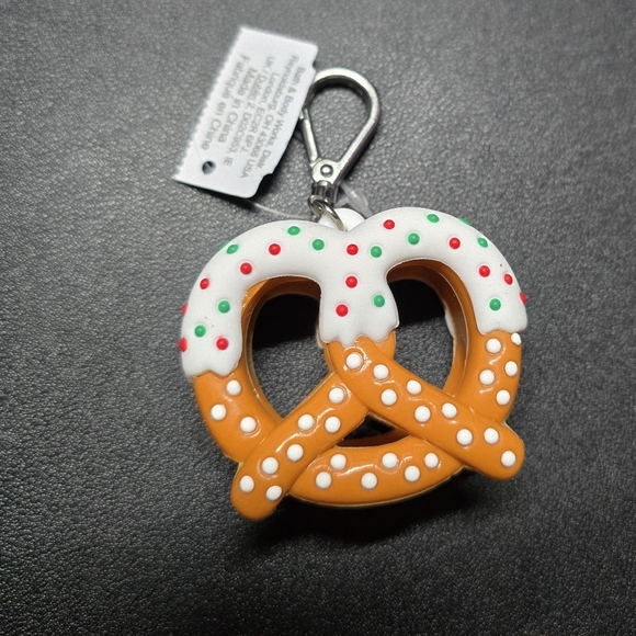 Bath & Body Works White-dipped PretzelPocketBac Holder - Picture 6 of 10